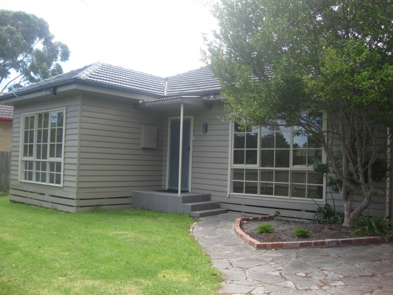 4 Ashleigh Avenue, Frankston VIC 3199