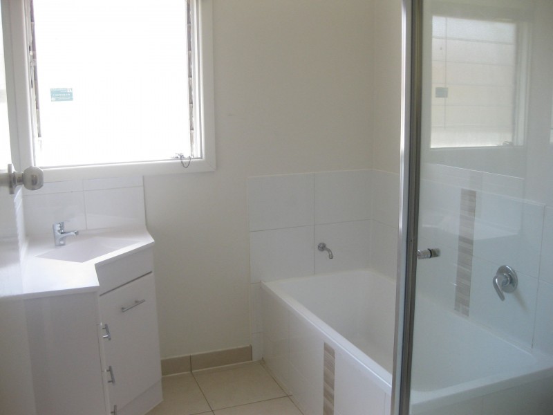 4 Ashleigh Avenue, Frankston VIC 3199