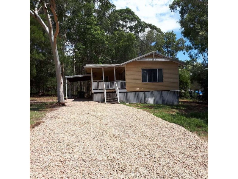 4 Barramundi Street, Macleay Island QLD 4184