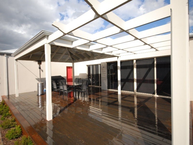 22 Kooralbyn Court, Bairnsdale VIC 3875