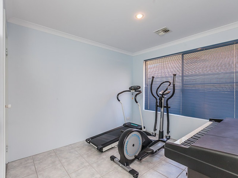 18 Kin Bay Entrance, Mindarie WA 6030