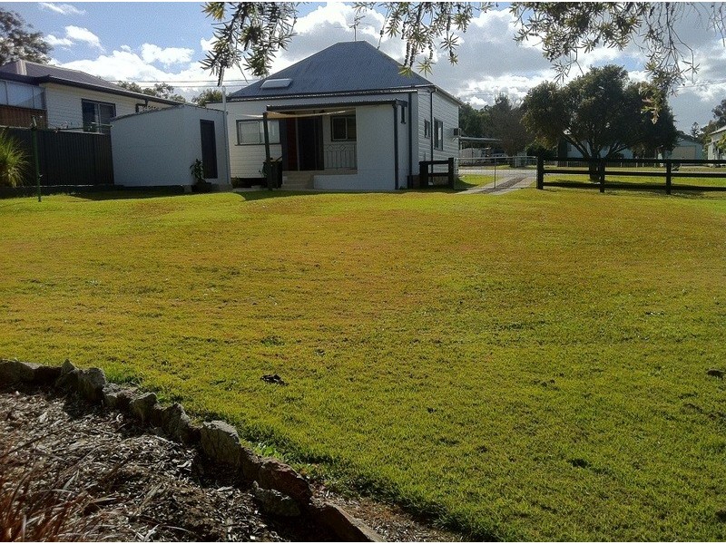 38 Melbourne Street, Abermain NSW 2326