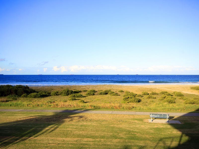 6 Lighthorse Drive, Woonona NSW 2517