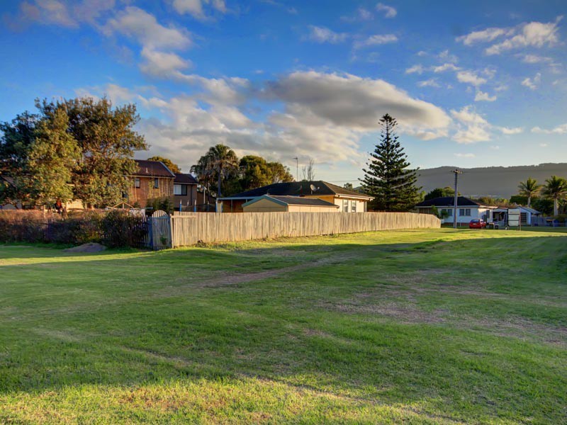 6 Lighthorse Drive, Woonona NSW 2517