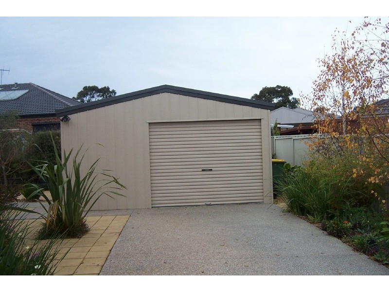 7 Ben Cairn Mews, Pakenham VIC 3810