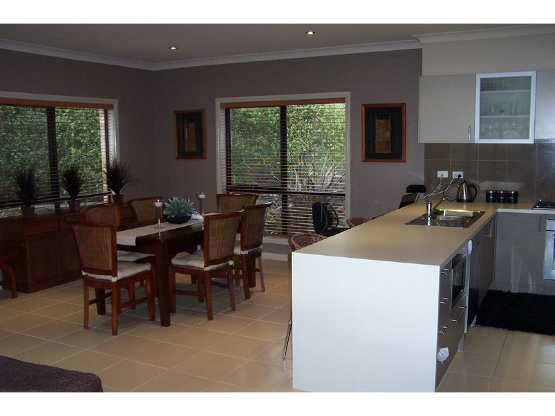 7 Ben Cairn Mews, Pakenham VIC 3810