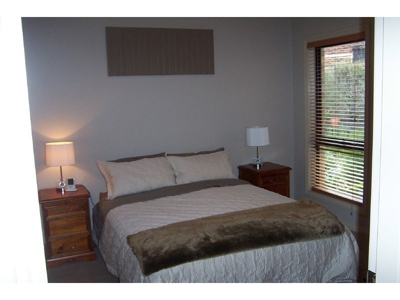 7 Ben Cairn Mews, Pakenham VIC 3810