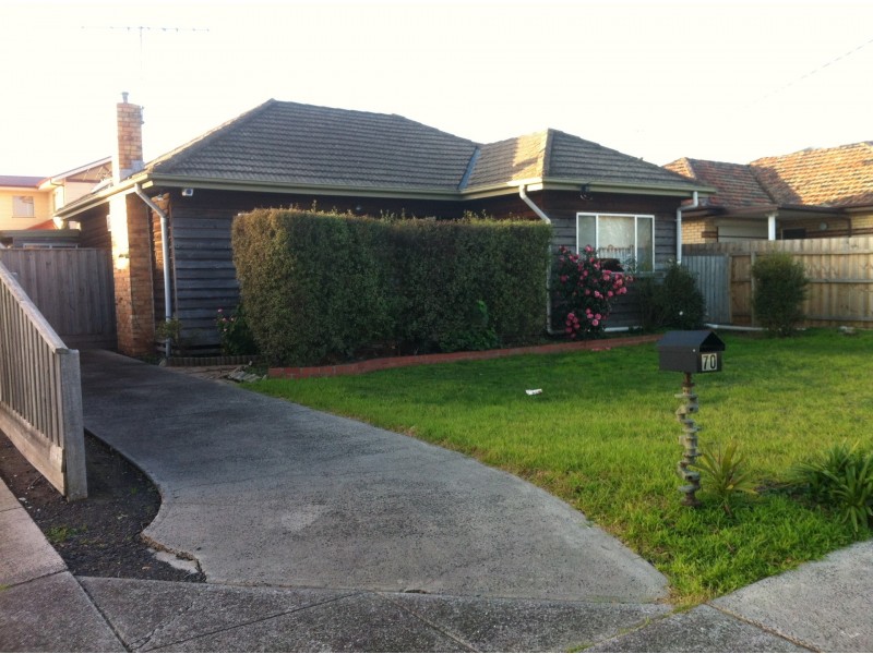 70 Melbourne Avenue, Glenroy VIC 3046