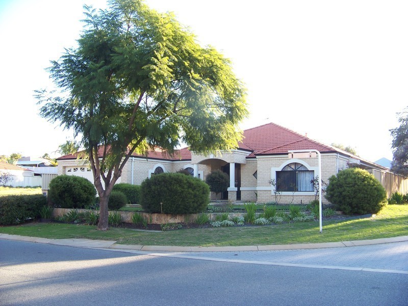 28  Nottingham Parkway, Orelia WA 6167