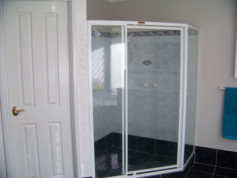 28  Nottingham Parkway, Orelia WA 6167