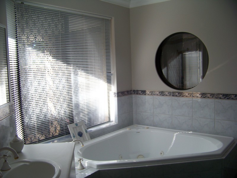 28  Nottingham Parkway, Orelia WA 6167