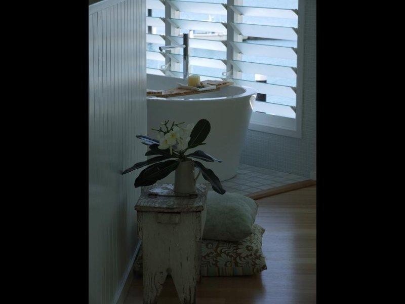 19 The Cove, Magnetic Island QLD 4819