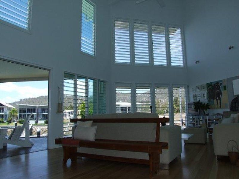 19 The Cove, Magnetic Island QLD 4819