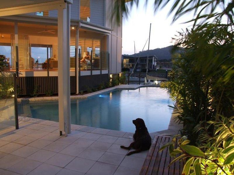 19 The Cove, Magnetic Island QLD 4819