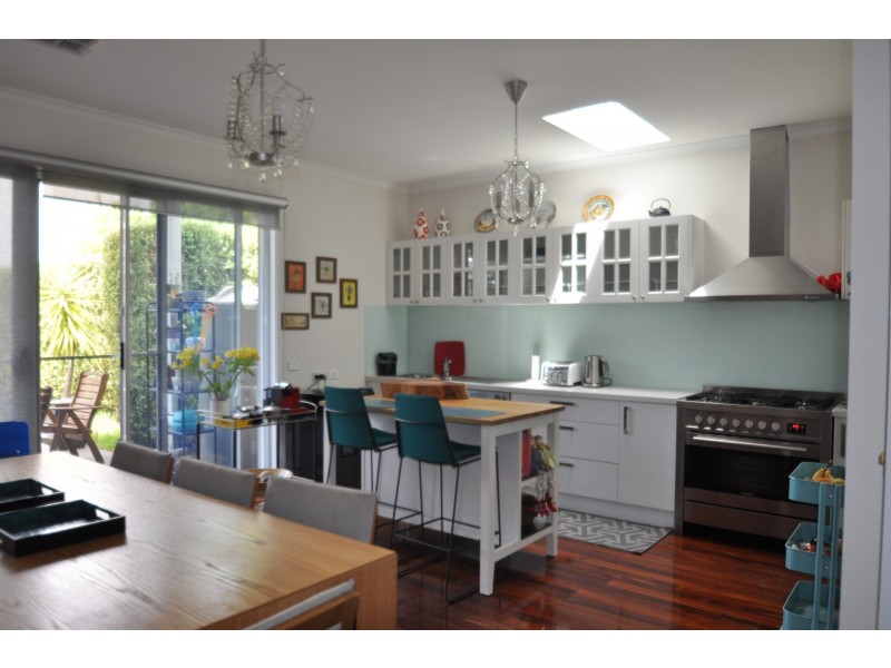 23 Railway Avenue, Armadale VIC 3143