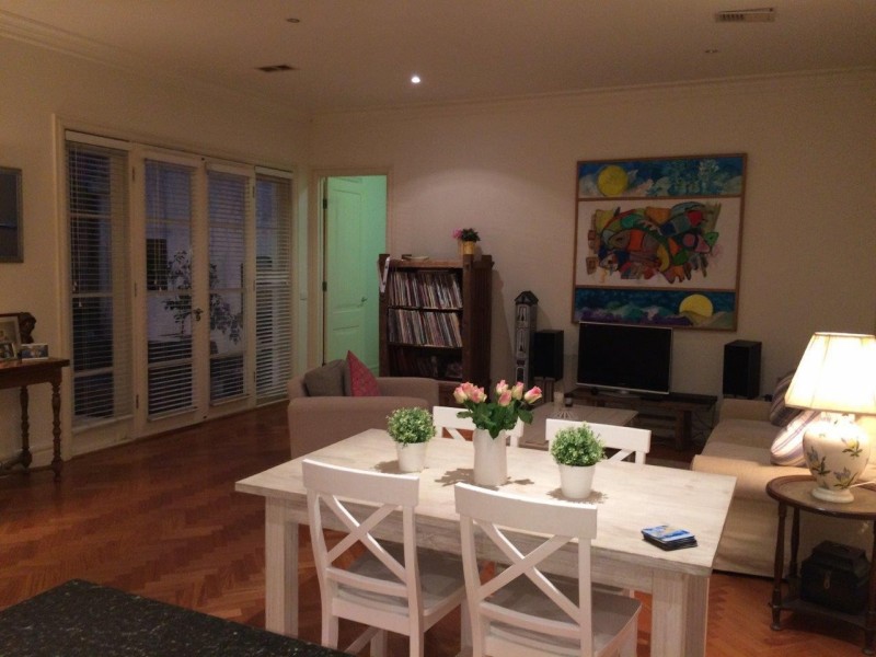 350 St Kilda Street, Brighton VIC 3186