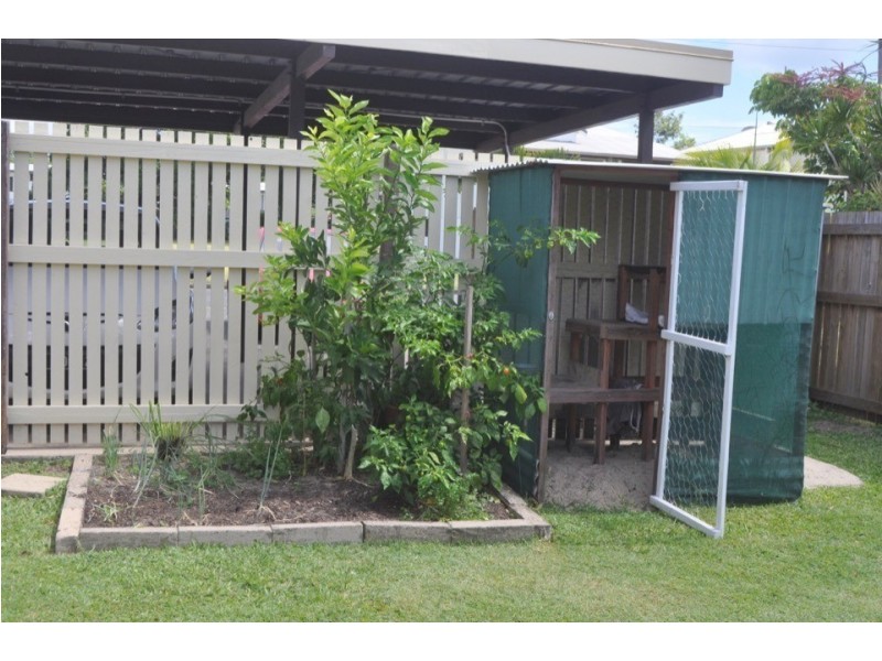 1/9 Kate Street, East Mackay QLD 4740