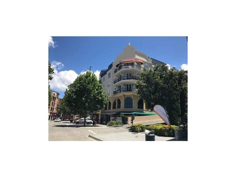 2032/3029 The Boulevard, Carrara QLD 4211