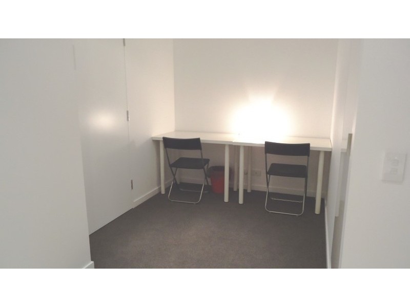 N809/231-245 Harbour Esplanade, Docklands VIC 3008