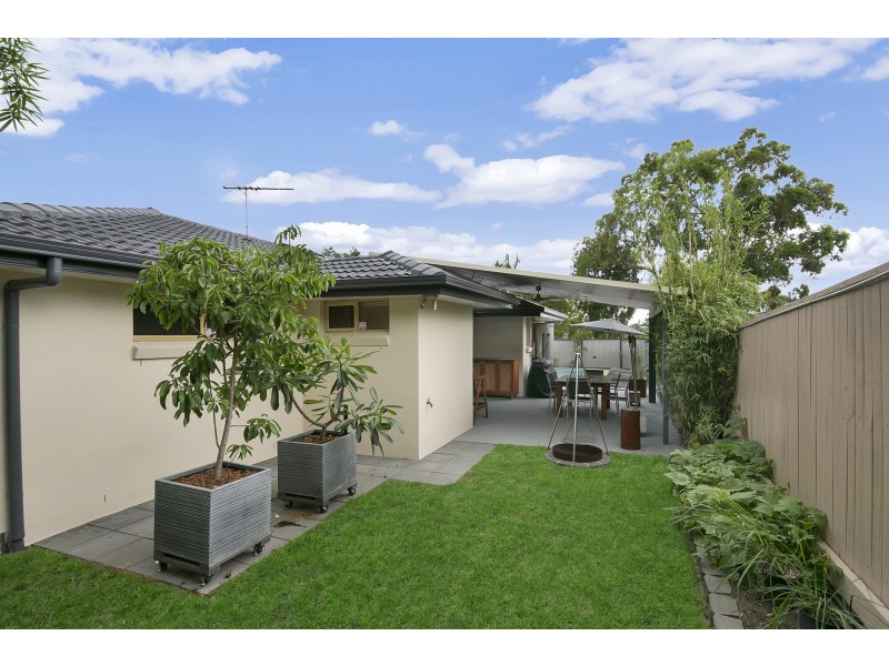 45 Hounslow Way, Seventeen Mile Rocks QLD 4073