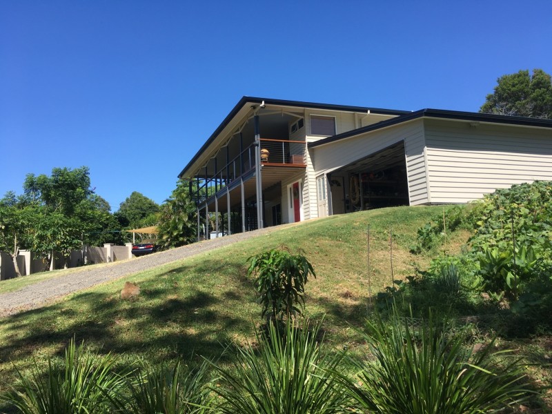 4 Freeman Court, Witta QLD 4552