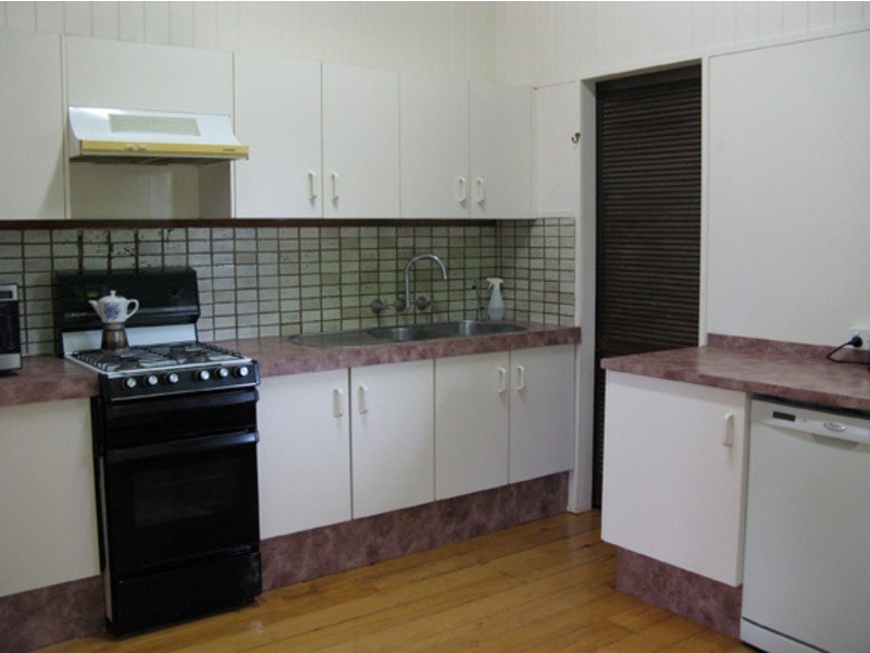 95 Boyd Rd, Nundah QLD 4012