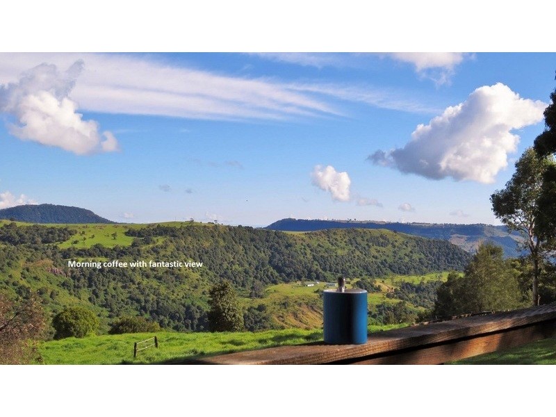 18 South West Road, Beechmont QLD 4211