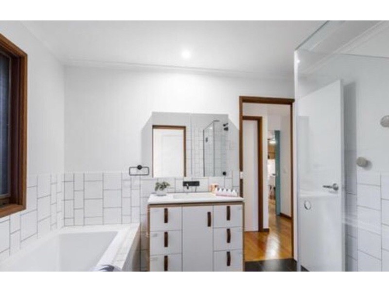 24 Bolton Street, Spotswood VIC 3015