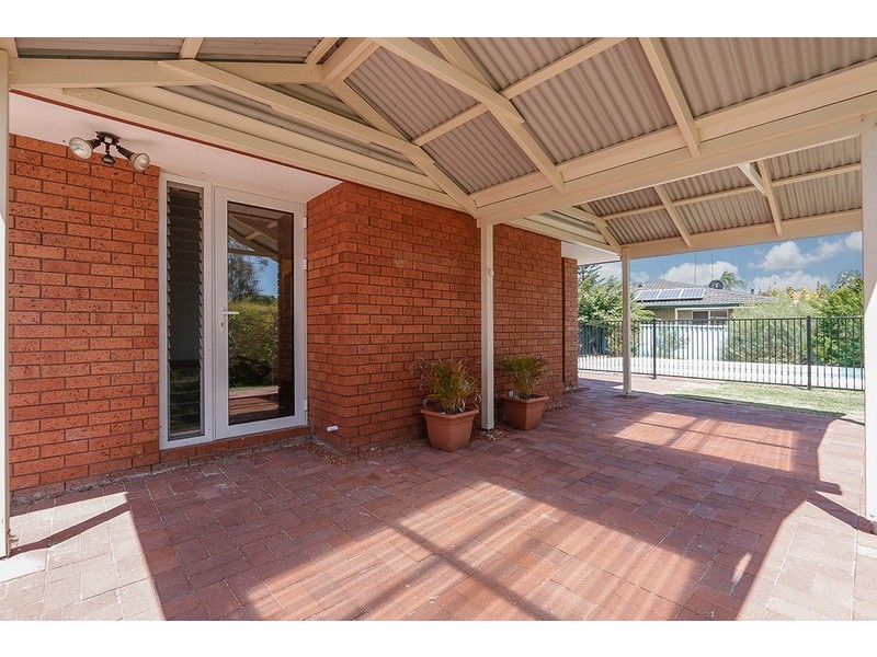 15 Tamma Court, Heathridge WA 6027