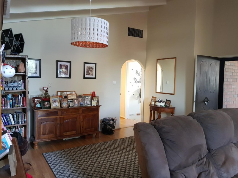 34 Buckingham Road, Kelmscott WA 6111