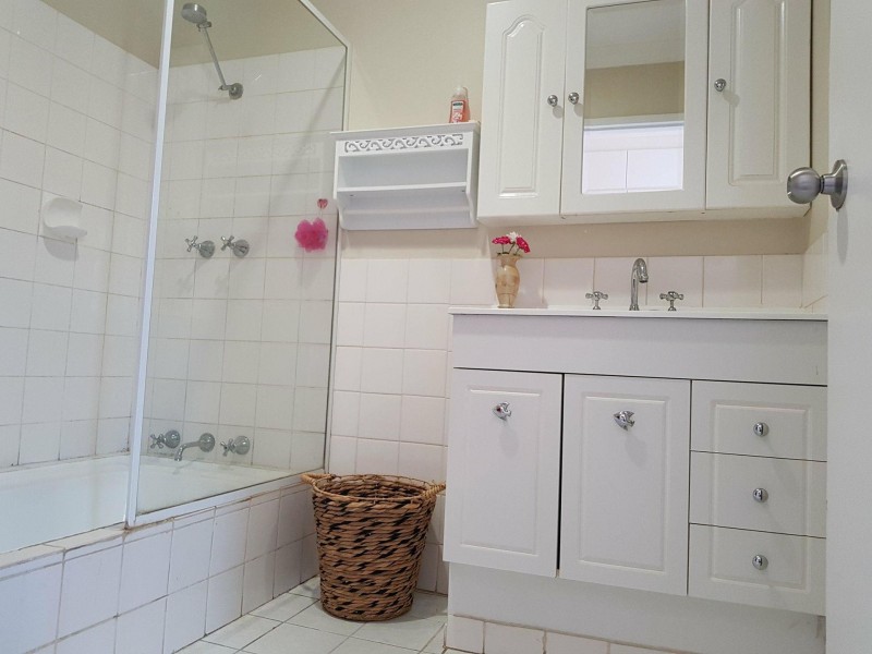 34 Buckingham Road, Kelmscott WA 6111