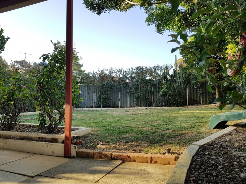 34 Buckingham Road, Kelmscott WA 6111