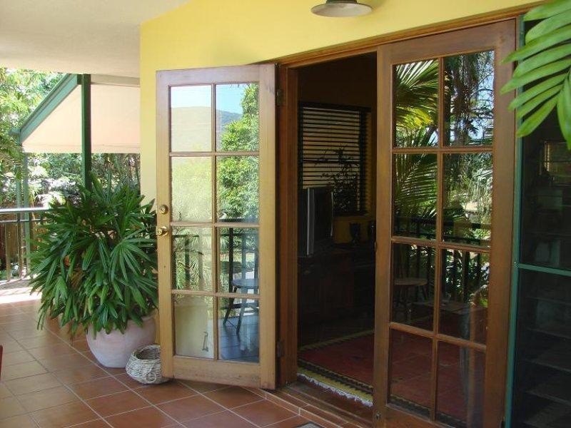 31 Moresby Street, Trinity Beach QLD 4879