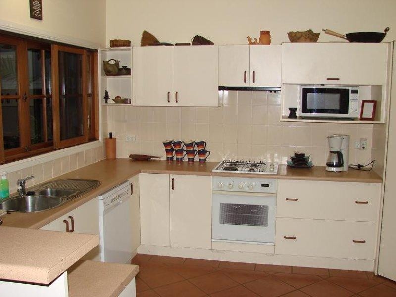 31 Moresby Street, Trinity Beach QLD 4879