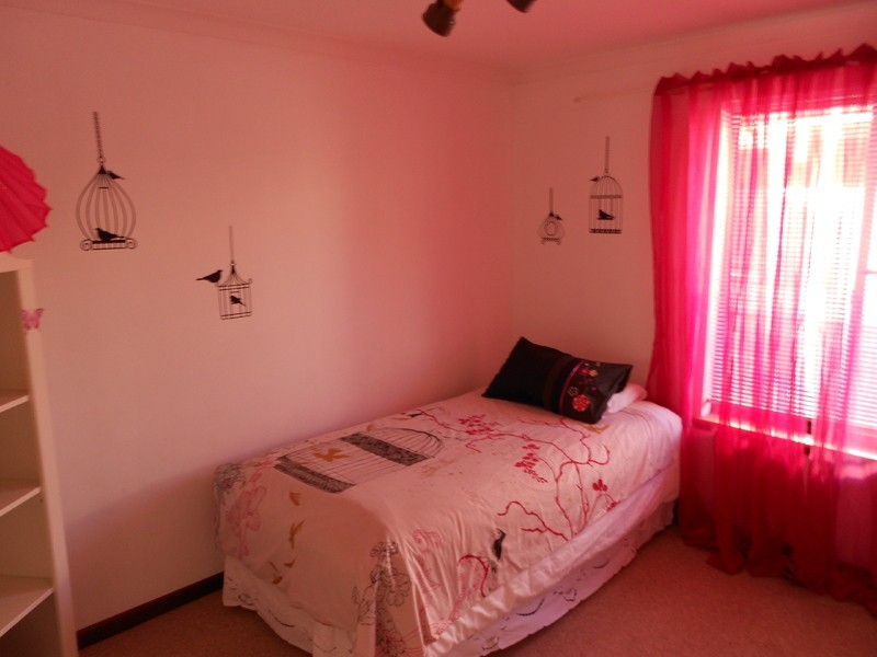 39 Wimbledon Dv, Kingsley WA 6026