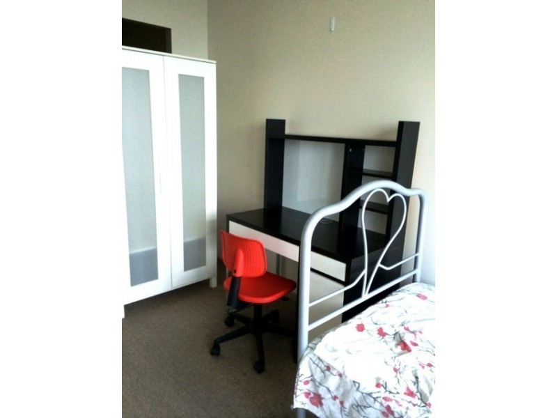 1806/570 Lygon Street, Carlton VIC 3053