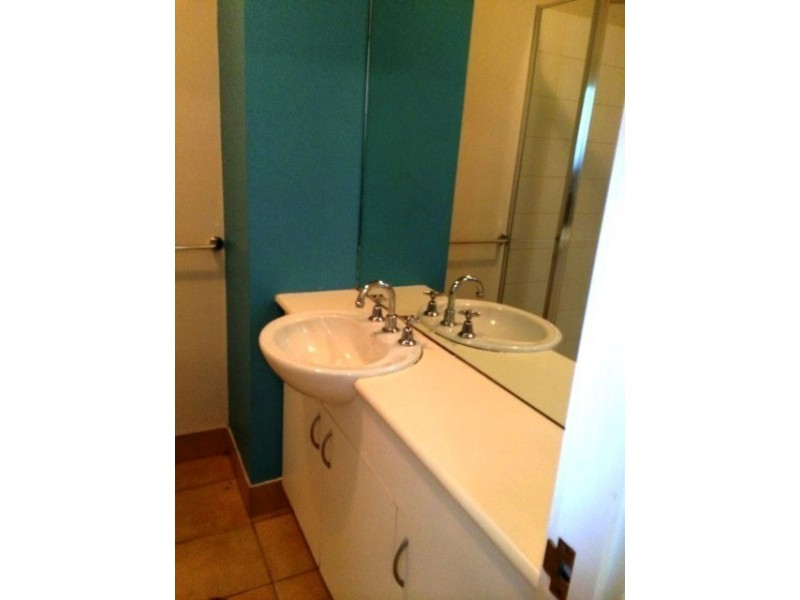 1806/570 Lygon Street, Carlton VIC 3053