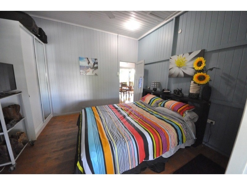 2 Gibson Street, West Mackay QLD 4740