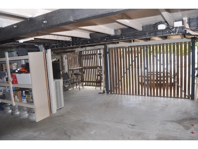 2 Gibson Street, West Mackay QLD 4740