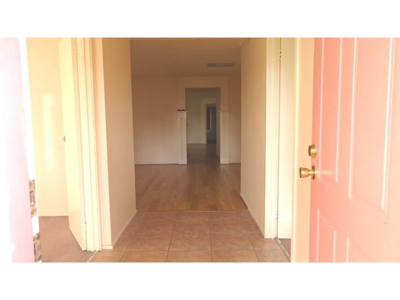 18 Carnaby Close, Hoppers Crossing VIC 3029