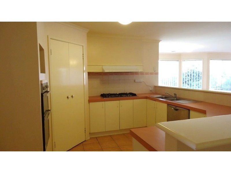 18 Carnaby Close, Hoppers Crossing VIC 3029