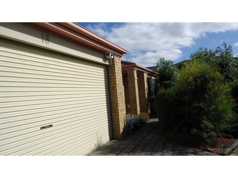 18 Carnaby Close, Hoppers Crossing VIC 3029