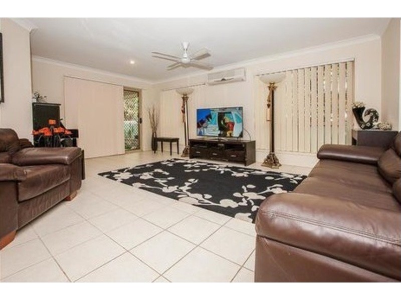 2/4-6 Wattle Street, Victoria Point QLD 4165