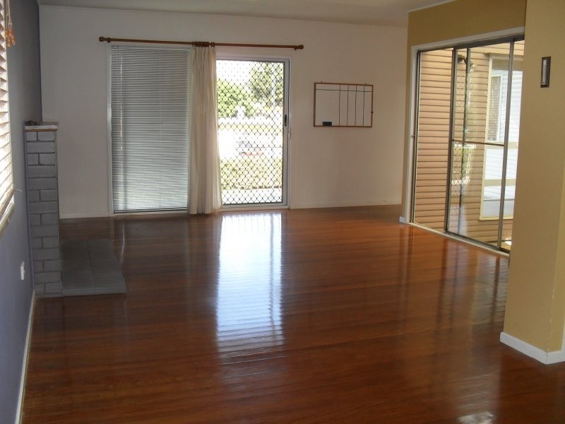 16 Nepean Avenue, Arana Hills QLD 4054