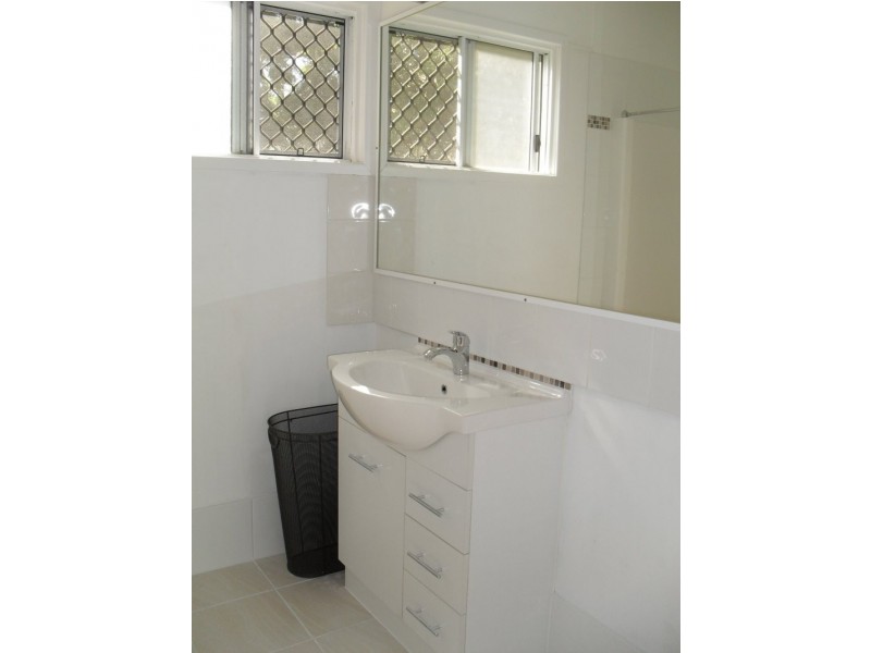16 Nepean Avenue, Arana Hills QLD 4054