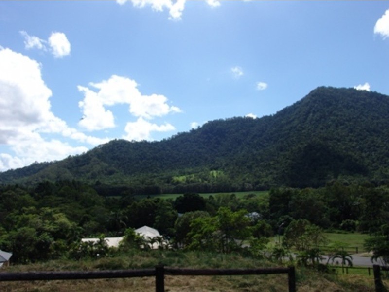Redlynch QLD 4870