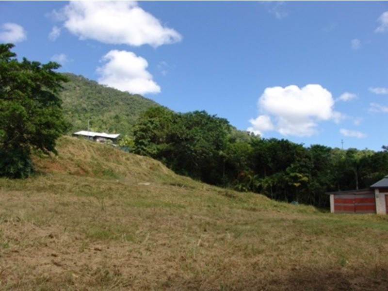 Redlynch QLD 4870