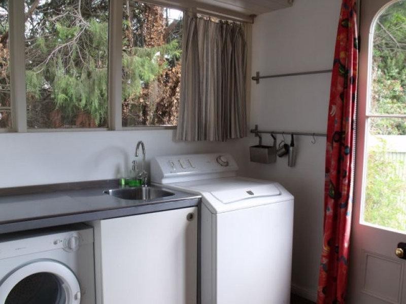 31 Martha Street, Blayney NSW 2799