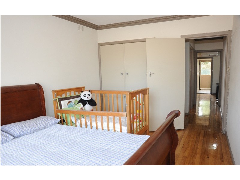 19 Warbla Street, Dandenong North VIC 3175
