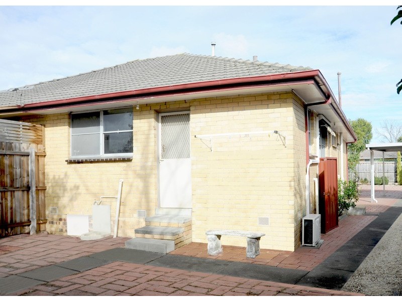 19 Warbla Street, Dandenong North VIC 3175